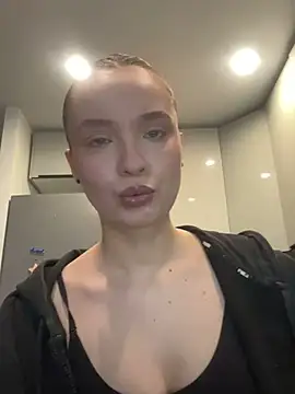 Snapshot of _Babygirl__ chatting on 01-23-25, 12:41 Babygirl online show from 01-23-25, 12:41