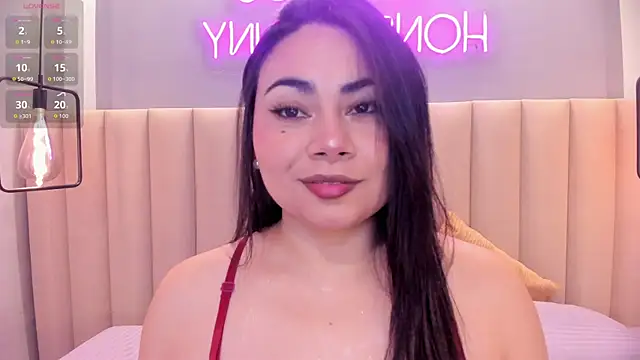 Naomymonroe  online show from 06-07-26, 11:47