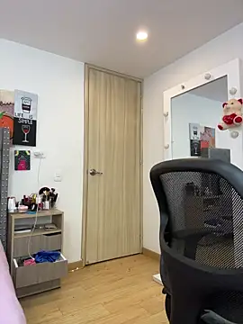 Snapshot of KarlaWild chatting on 10-01-25, 03:51 KarlaWild online show from 10-01-25, 03:51