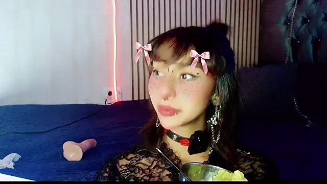 Snapshot of verhona_vlad chatting on 03-07-25, 02:45 verhona vlad online show from 03-07-25, 02:45