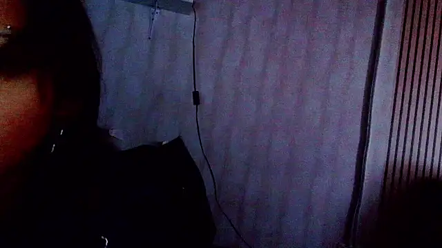 Snapshot of verhona_vlad chatting on 03-11-25, 11:33 verhona vlad online show from 03-11-25, 11:33