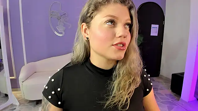 alaia greyy online show from 09-25-25, 12:42