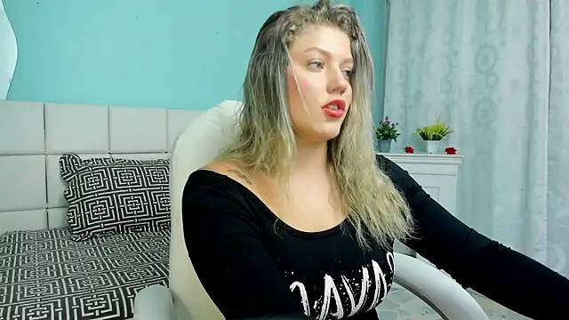 alaia greyy online show from 10-14-25, 07:58