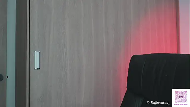 sophi lii online show from 09-25-25, 04:54