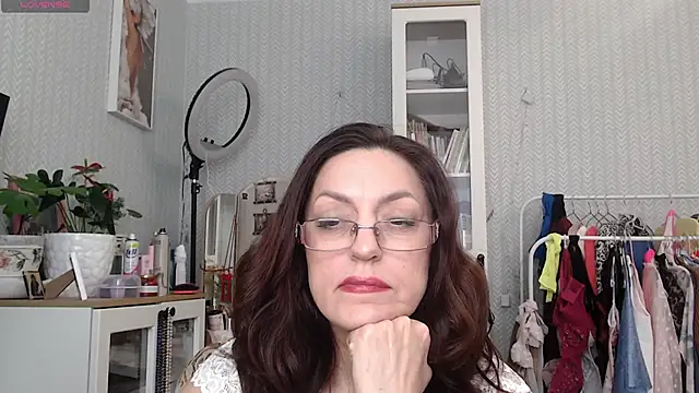 Soffya Soy online show from 03-13-26, 01:18