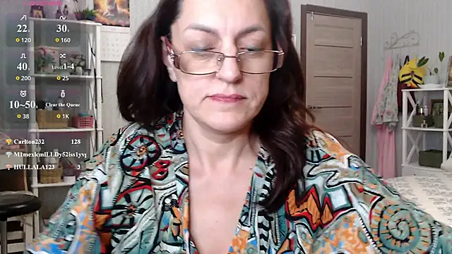Soffya Soy online show from 05-06-26, 10:48