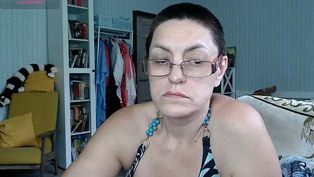Soffya Soy online show from 06-12-26, 08:02