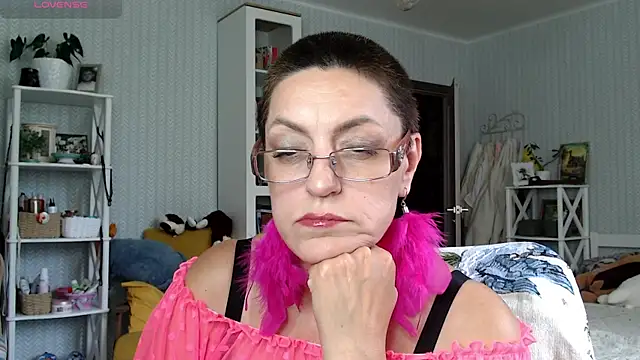Soffya Soy online show from 06-16-26, 07:33