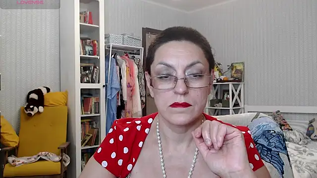 Soffya Soy online show from 06-19-26, 08:34