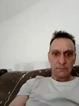 lovemachineeee online show from 02-10-26, 09:30