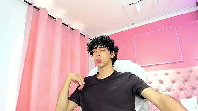 Alezzandro  online show from 01-30-25, 02:36