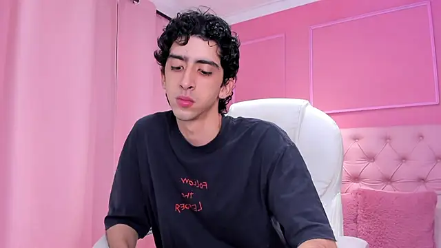 Alezzandro  online show from 02-03-25, 02:13