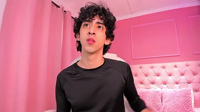 Alezzandro  online show from 02-10-25, 02:05