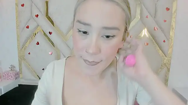 Lannajansen online show from 02-26-25, 04:45