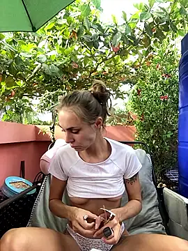 White Lu online show from 02-19-26, 02:07