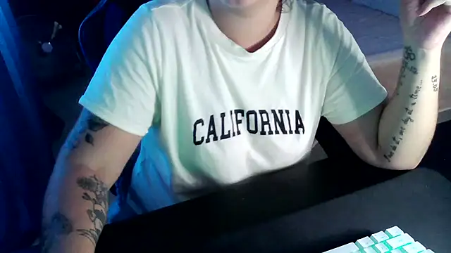 bunnyfox420 online show from 09-16-25, 03:35