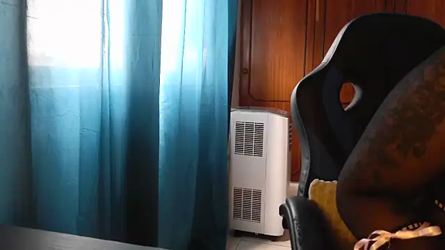 bunnyfox420 online show from 11-07-25, 01:33