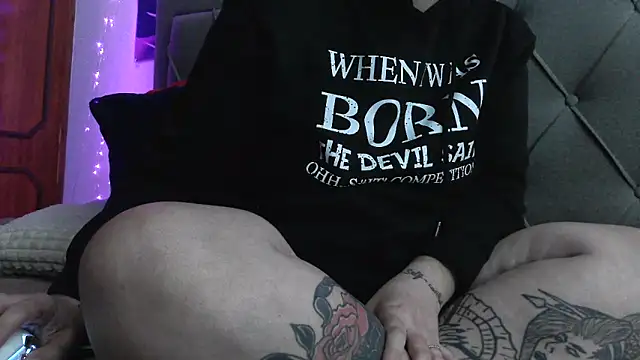 bunnyfox420 online show from 12-15-25, 06:23