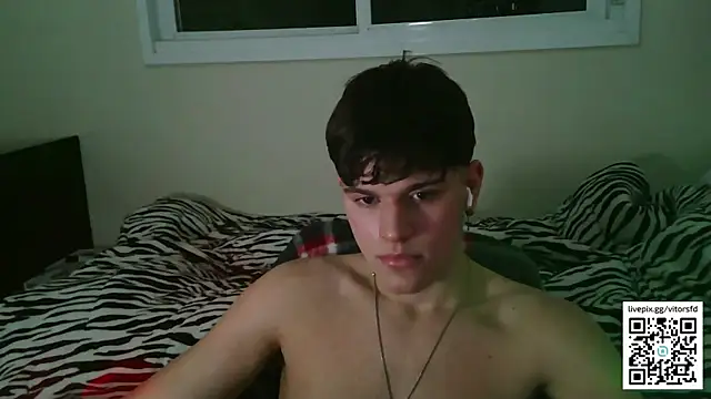Snapshot of vitorsafado19 chatting on 09-08-25, 10:42 vitorsafado19 online show from 09-08-25, 10:42