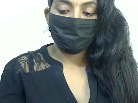 Snapshot of Reddy_Trisha chatting on 02-05-25, 08:25 Reddy Trisha online show from 02-05-25, 08:25