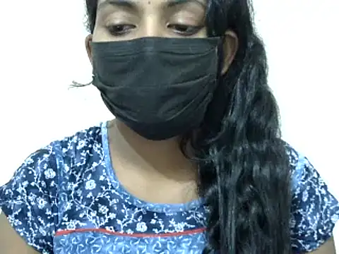 Snapshot of Reddy_Trisha chatting on 02-06-25, 09:17 Reddy Trisha online show from 02-06-25, 09:17