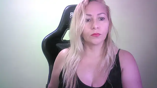 mariana0x online show from 11-20-25, 01:55