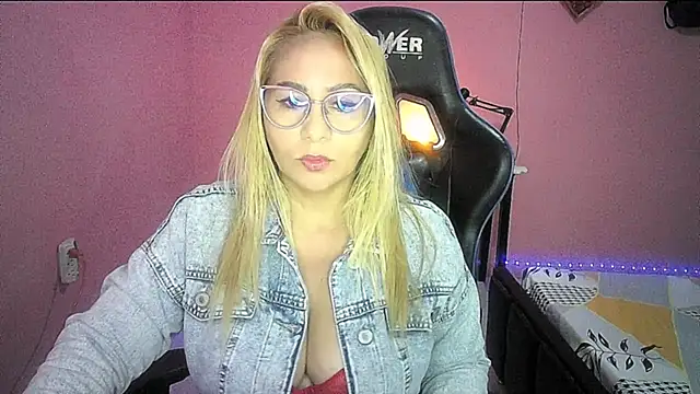 mariana0x online show from 04-10-26, 12:10