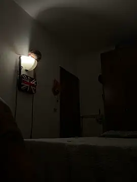 Snapshot of tony51753 chatting on 10-28-25, 07:05 tony51753 online show from 10-28-25, 07:05