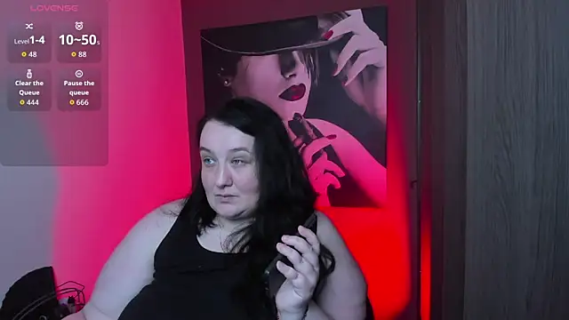 QueenOfHaze online show from 05-11-26, 06:41