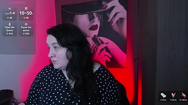 QueenOfHaze online show from 05-24-26, 08:03