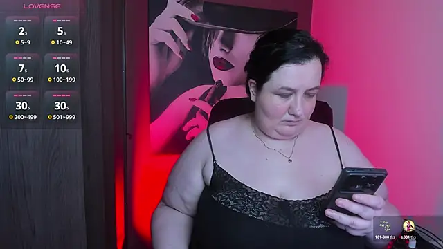 QueenOfHaze online show from 06-05-26, 07:08