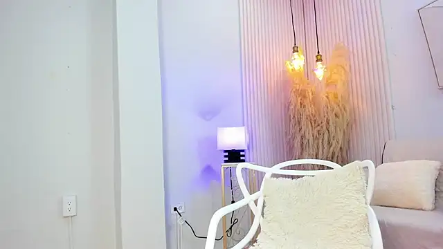 Snapshot of alana_rossetti chatting on 02-18-26, 12:34 alana rossetti online show from 02-18-26, 12:34