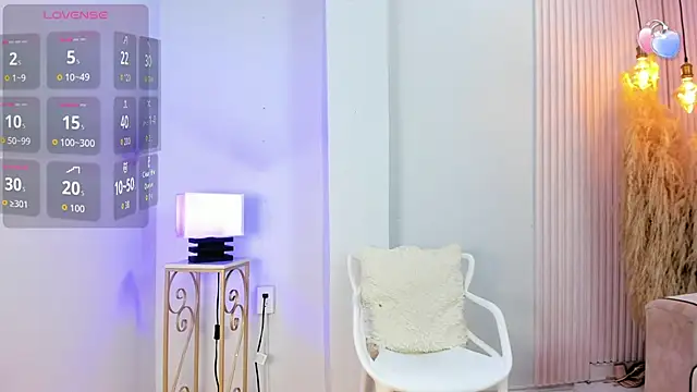 Snapshot of alana_rossetti chatting on 03-25-26, 11:38 alana rossetti online show from 03-25-26, 11:38