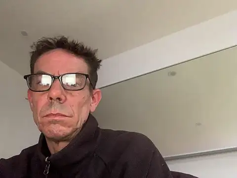 Kenhornu online show from 03-15-26, 05:08