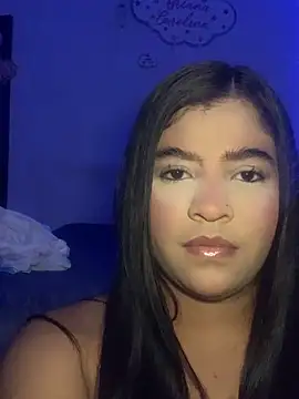 Snapshot of saramerlin chatting on 10-14-25, 01:01 saramerlin online show from 10-14-25, 01:01