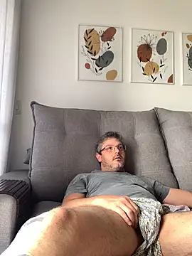 Taurino gostoso online show from 03-17-25, 04:22