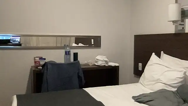 Taurino gostoso online show from 09-15-25, 10:43