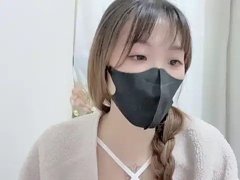 Chu1314 online show from 03-08-25, 03:45