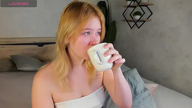 Amy Kimberlly online show from 10-17-25, 12:14