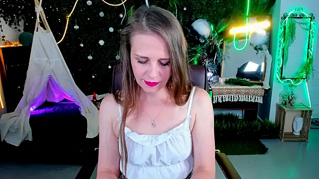 EmiliaBedy online show from 05-13-26, 09:17