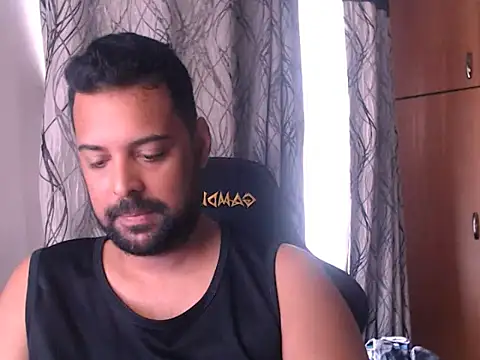 Indian Ruby Mj online show from 02-07-25, 08:33