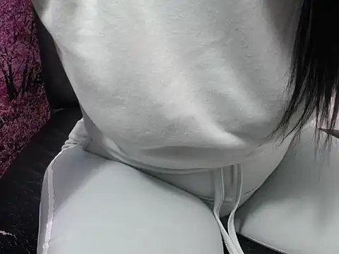 Snapshot of susy_pervertt chatting on 10-09-25, 02:15 susy pervertt online show from 10-09-25, 02:15