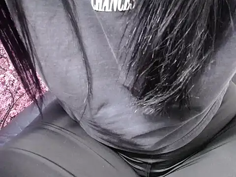 Snapshot of susy_pervertt chatting on 11-04-25, 03:44 susy pervertt online show from 11-04-25, 03:44