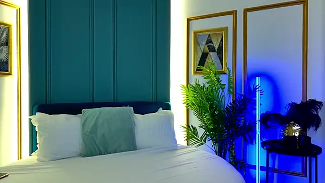 Snapshot of AylaPearl chatting on 10-17-25, 06:43 AylaPearl online show from 10-17-25, 06:43