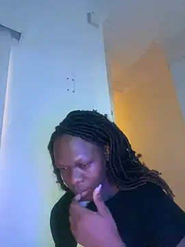 Snapshot of Boneca25 chatting on 01-24-25, 04:05 Boneca25 online show from 01-24-25, 04:05