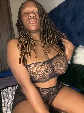Snapshot of Boneca25 chatting on 01-27-25, 05:26 Boneca25 online show from 01-27-25, 05:26