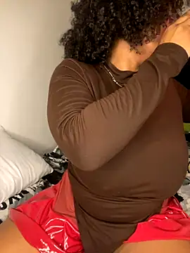 Boneca25 online show from 11-29-25, 10:02