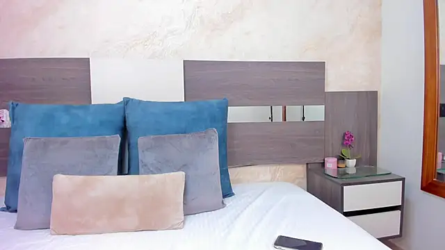 rachel kole online show from 02-07-25, 04:37