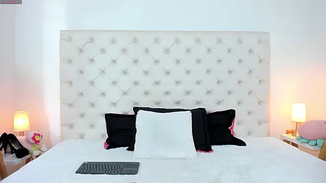 esmeralda06 online show from 03-18-25, 02:59