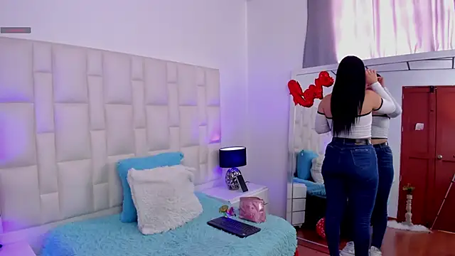 Ariana rouse online show from 02-28-25, 05:59